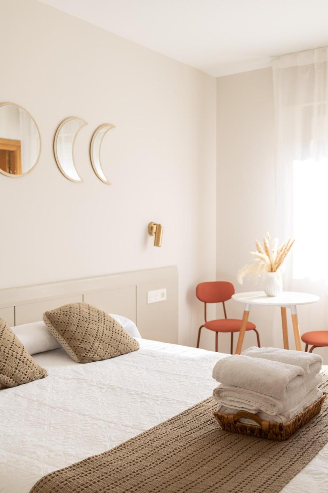 Hostal Lobrega Torrecilla en Cameros Luaran gambar