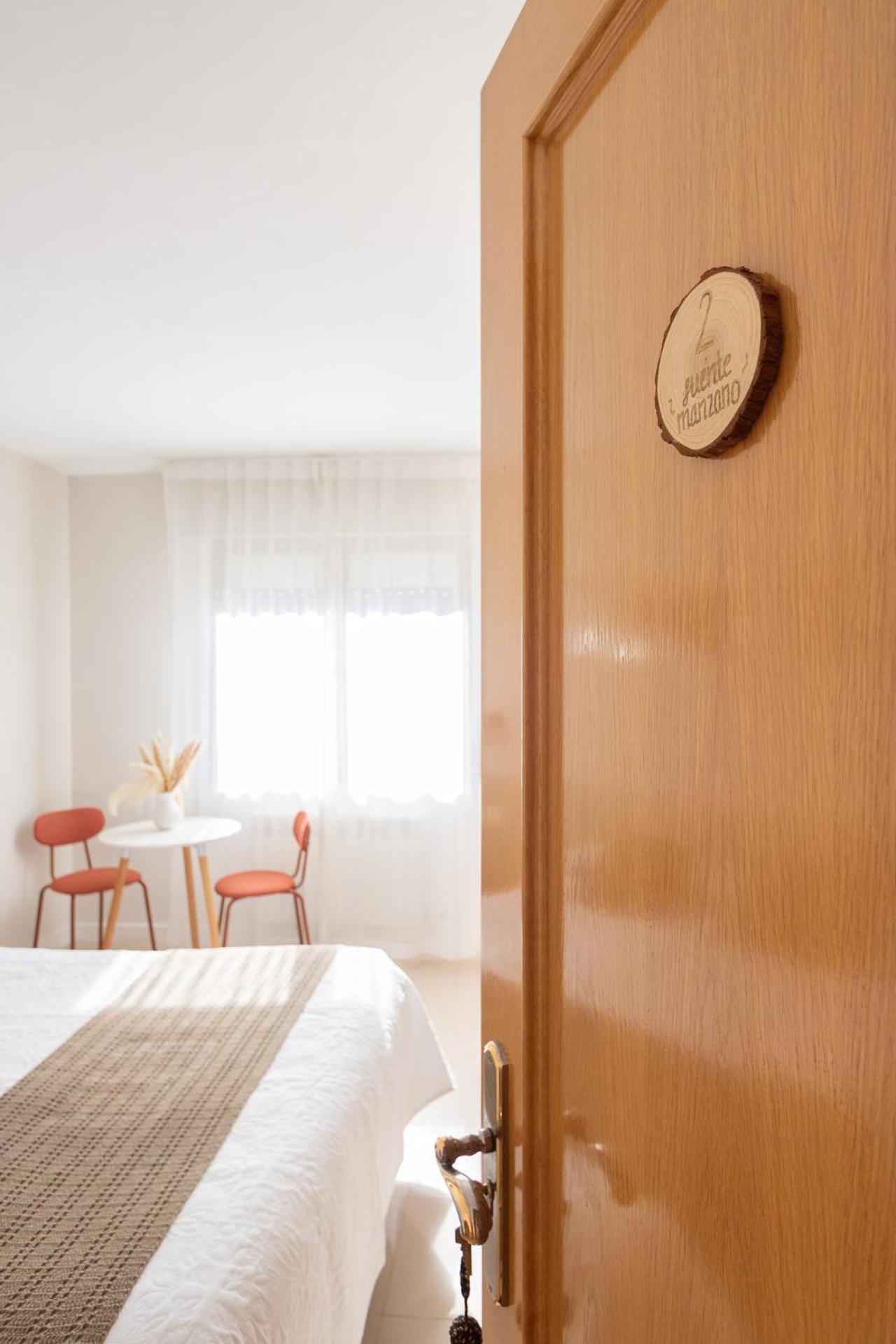 Hostal Lobrega Torrecilla en Cameros Luaran gambar