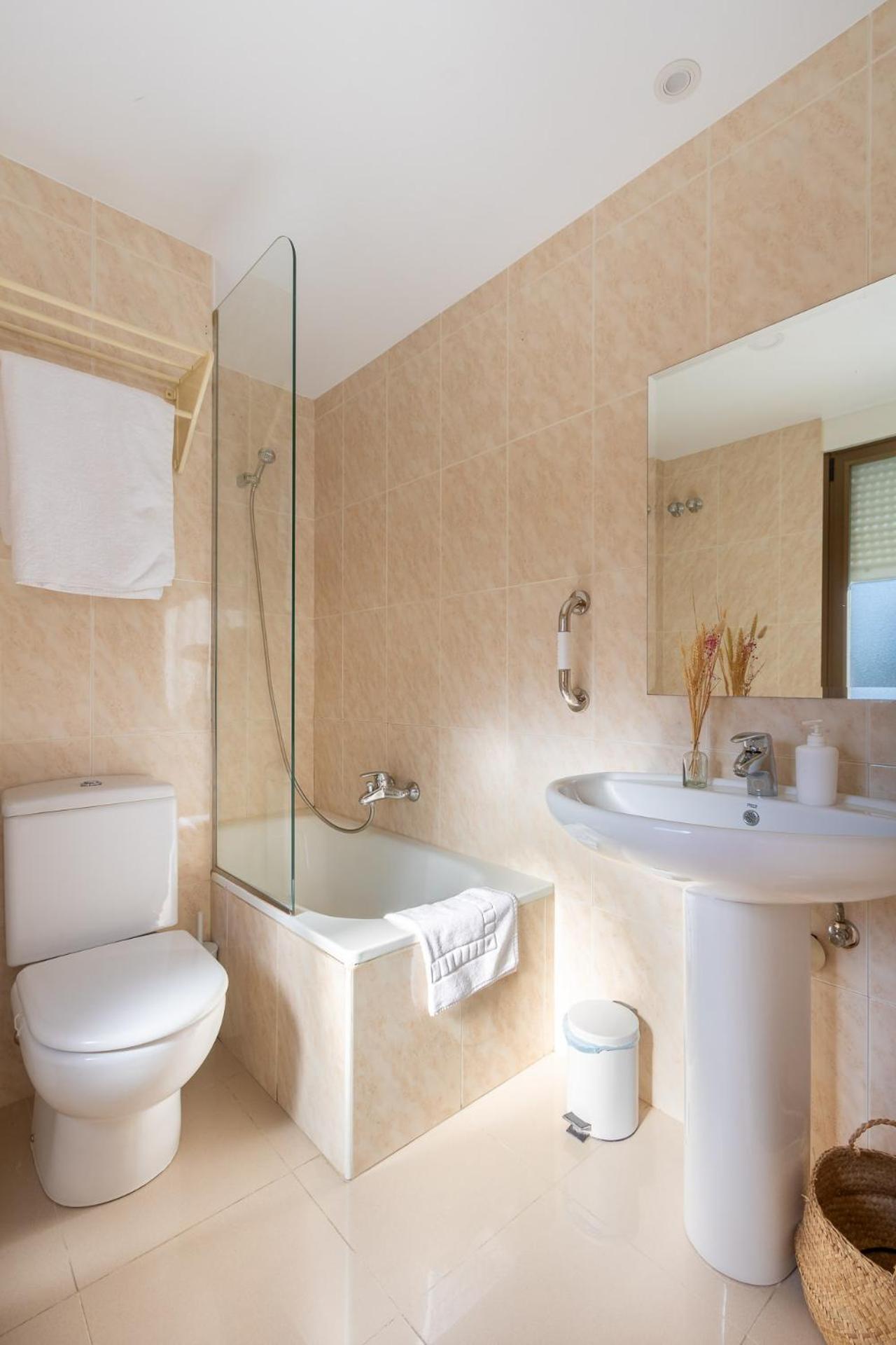 Hostal Lobrega Torrecilla en Cameros Luaran gambar