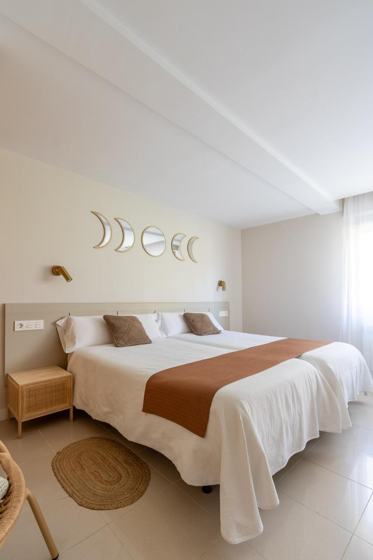 Hostal Lobrega Torrecilla en Cameros Luaran gambar